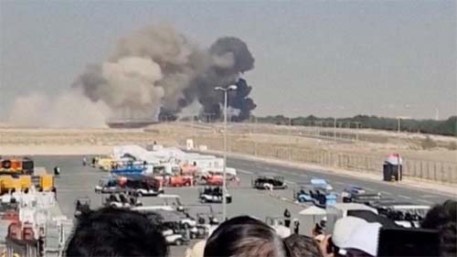 Incidente Fatal durante Apresentação Aérea em Dubai Envolve Caça indiano