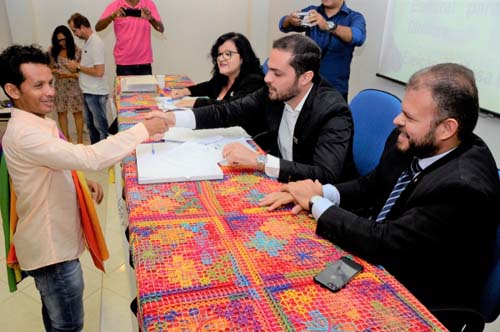 Parceria com Conselho Estadual garante avanços na Saúde, afirma Ayres