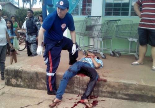 Menor é atingido por três tiros em São José da Laje