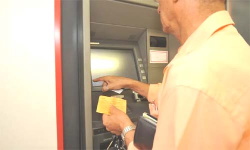 Feriado prolongado: bancos fecham nesta sexta e reabrem apenas na terça-feira