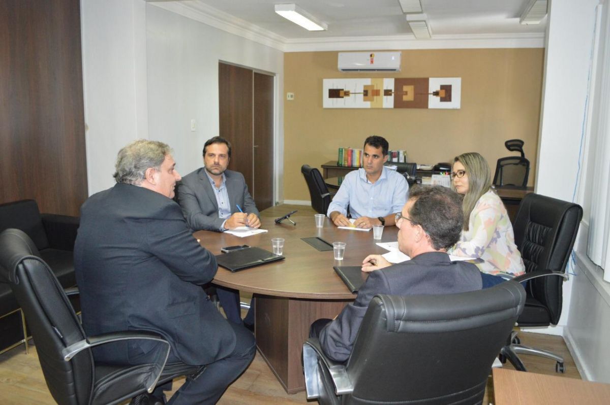 Defensoria e Banco do Brasil discutem situação de mutuários do Pinheiro