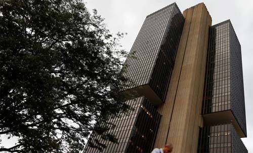 Banco Central suspende mais três instituições do Pix após ataque cibernético
