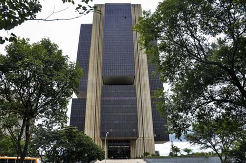 Economia brasileira fechou 2020 com retração de 4,05%