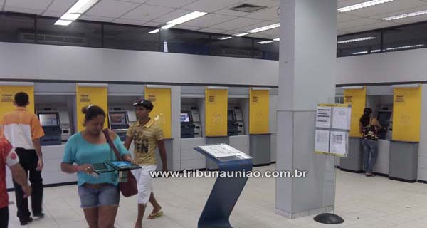 Indisponibilidade de dinheiro nos terminais eletrônicos dos bancos em União causa prejuízos e transtornos aos correntistas