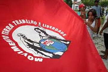 Sem terra denunciam PM por invasão e espancamento 