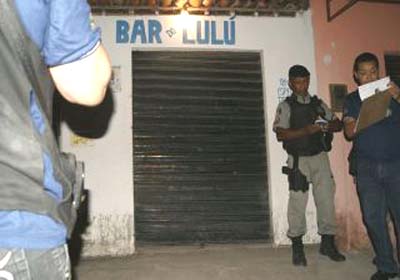 Dona de bar é perseguida e assassinada com cinco tiros 