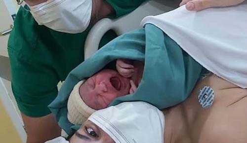 Grávida, dentista de 38 anos tem Covid, é submetida a uma cesárea e morre vítima da doença