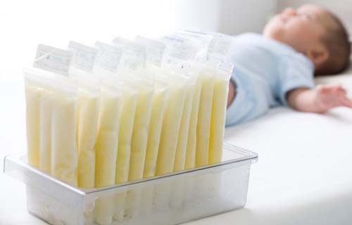 Leite materno doado por 341 mulheres alimentou mais de 1,2 mil recém-nascidos este ano em Alagoas