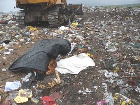 Bebê recém-nascido é encontrado morto no lixão em Delmiro Gouveia