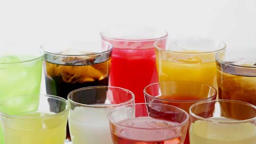 Estudo indica relação entre consumo de bebidas açucaradas e câncer