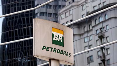 Petrobras mantém preço médio da gasolina nas refinarias em R$ 1,5
