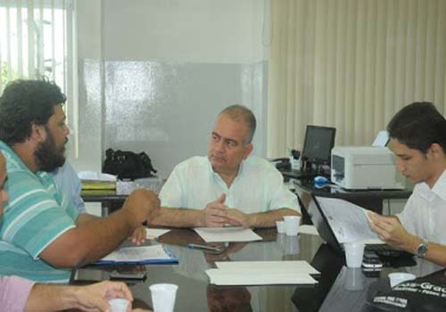 Prefeito de União se reúne com representantes do Movimento 'Vem pra Rua União'