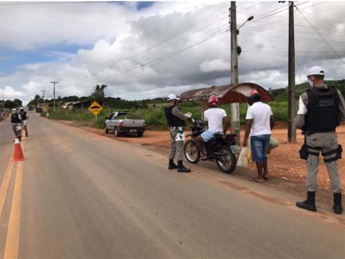 Durante operação, BPRv flagra 19 condutores inabilitados e 14 motociclistas sem capacete