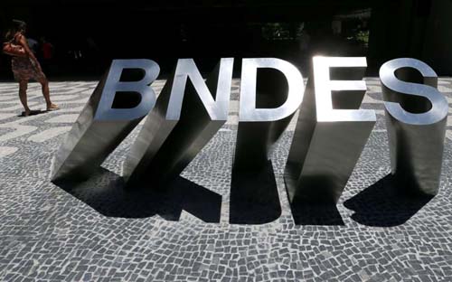 Possível revogação de contrato acende alerta no BNDES