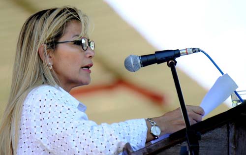 Bolivia expulsará embaixadora do México e diplomatas espanhóis