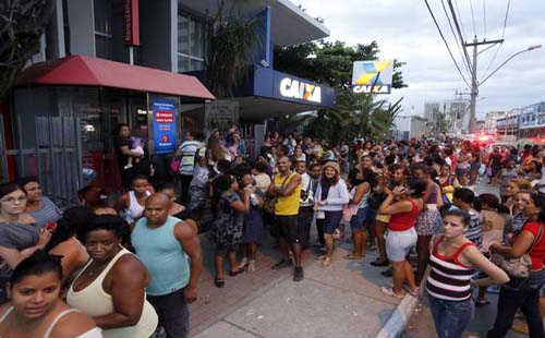 PF identifica empresa de telemarketing que espalhou boatos do Bolsa Família