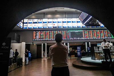 Otimismo com Previdência faz Bolsa fechar acima dos 94 mil pontos pela 1ª vez