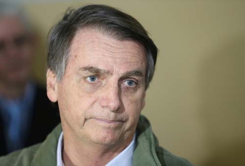 UE expressa a Bolsonaro disposição de 'reforçar' cooperação