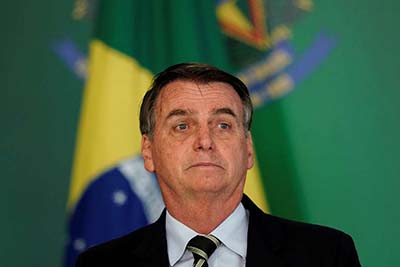 Bolsonaro diz que fará 'tudo' pela democracia na Venezuela
