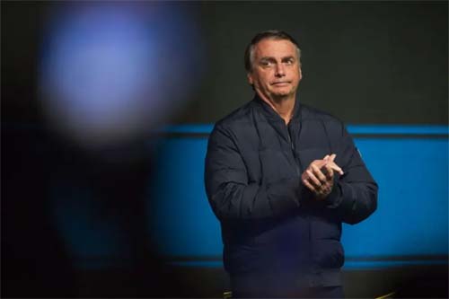 Proibição de Bolsonaro participar da posse de Trump repercute internacionalmente