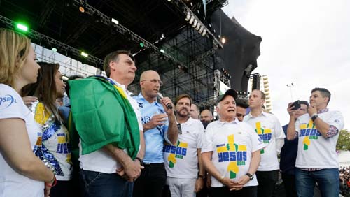 Deputados evangélicos devem barrar decreto de armas de Bolsonaro, diz presidente do grupo