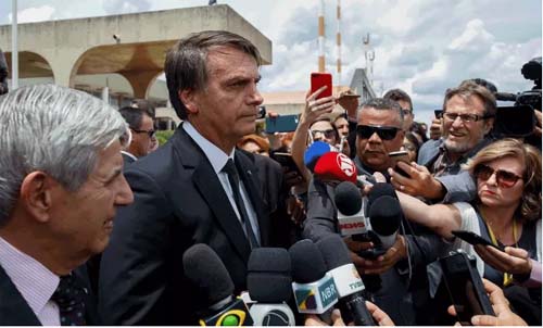 Fenaj: Governo Bolsonaro age para destruir Jornalismo com MP inconstitucional