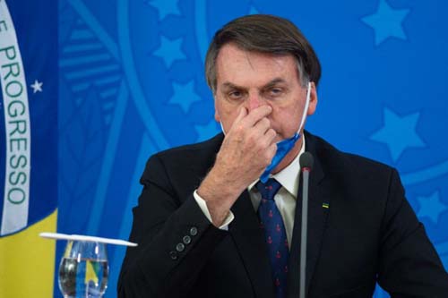 Bolsonaro: a população descobrirá em breve que foi enganada pelos governadores de Estados e pela imprensa 