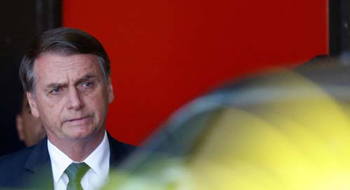 “Se algo estiver errado, que paguemos a conta”, diz Bolsonaro pressionado por escândalo do Coaf