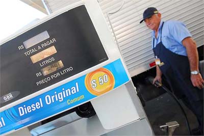 Petrobrás aumenta em 6% preço do diesel nas refinarias