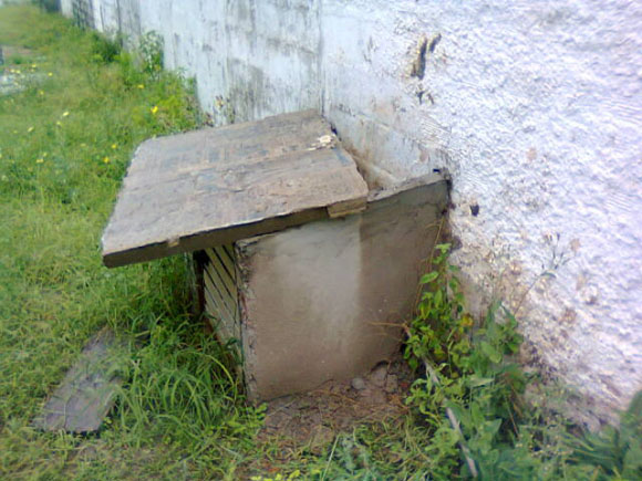 De novo, ladrões roubam bomba d'água do IML