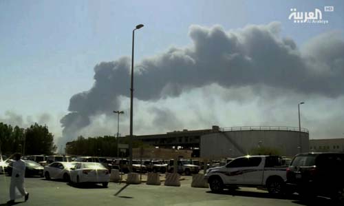 Petróleo sobe 12% após ataques de drone contra instalações sauditas