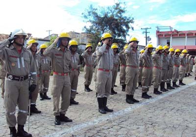 Corpo de Bombeiros solicita concurso público para 500 vagas