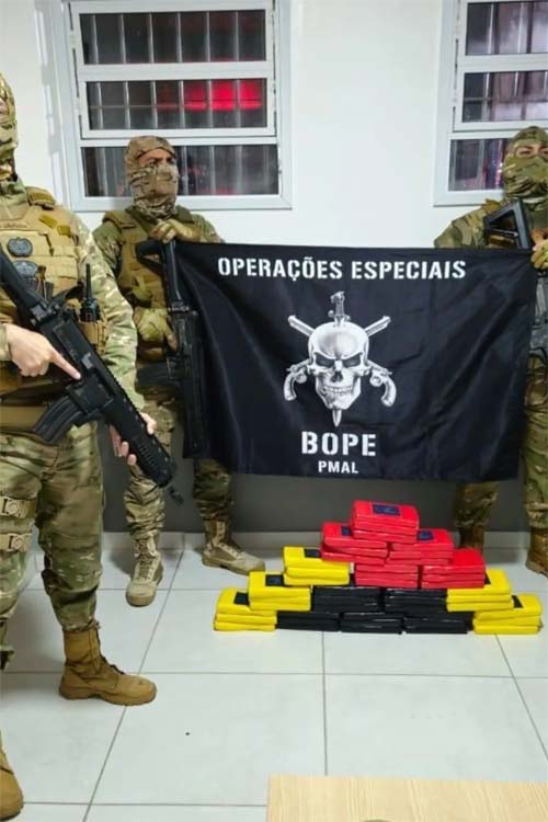 Bope apreende mais de 40 quilos de cocaína em veículo com placa clonada na Levada
