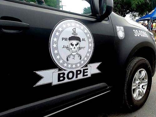 Após denúncia, suspeito de tráfico é flagrado com 2,7 kg de maconha no Antares