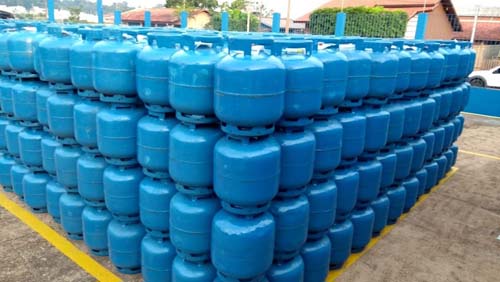 Petrobras sobe preço do gás de cozinha em 8,5% nas refinarias nesta terça-feira