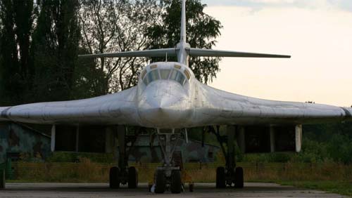 Bombardeiros Tu-160 da Ucrânia ganham nova vida na Força Aérea Russa após 25 anos