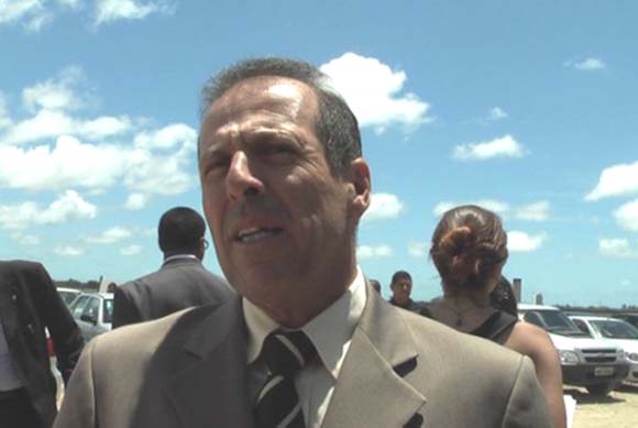 Juiz não vê problema na transferência de Cavalcante para Santana