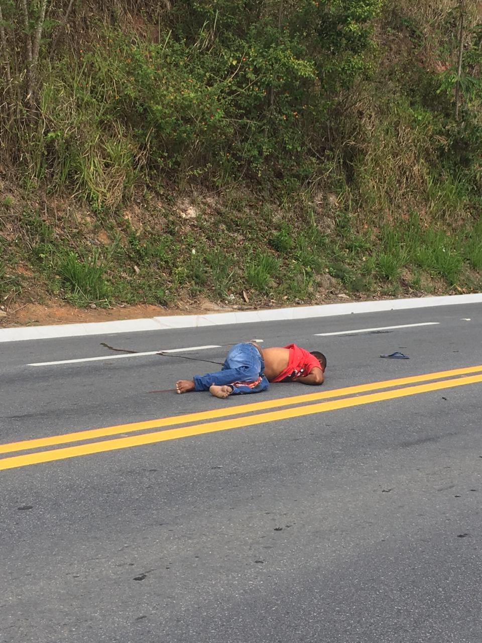 Popular que seria depressivo se joga contra auto carga em Branquinha