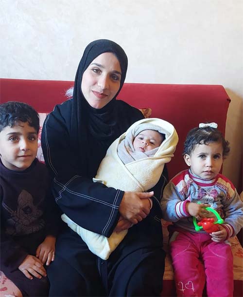 Brasileira que deu à luz em Gaza recebe autorização para deixar território; bebê nasceu na noite de Natal