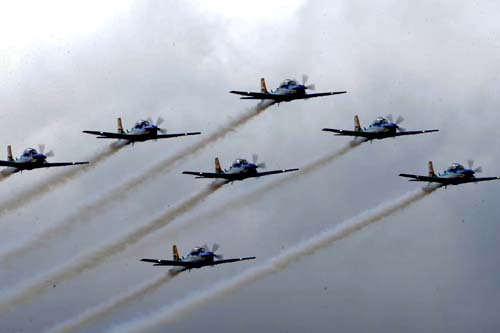 Esplanada recebe cerca de 30 mil pessoas no desfile de 7 de setembro