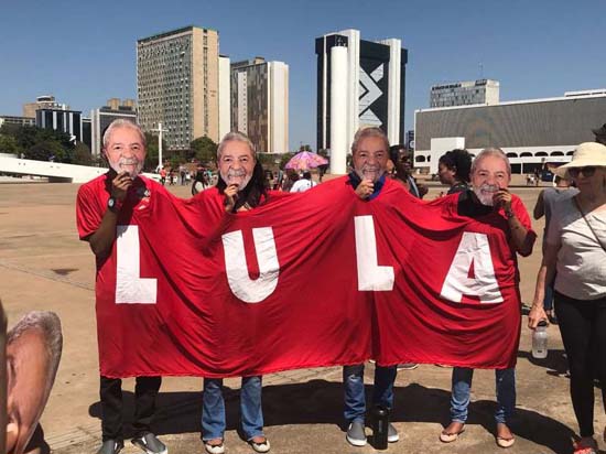 'Grito dos Excluídos' tem evento esvaziado em Brasília durante 7 de setembro