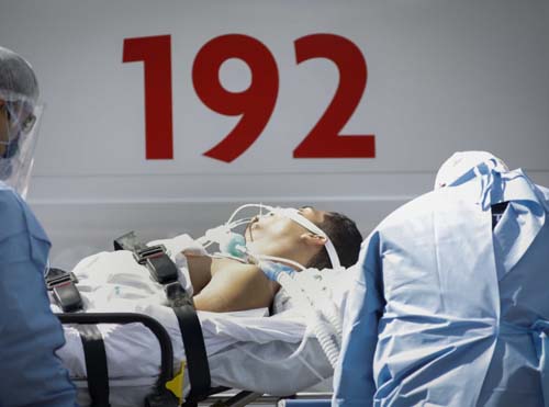 Após alta, 25% dos pacientes intubados com covid-19 morrem por sequelas