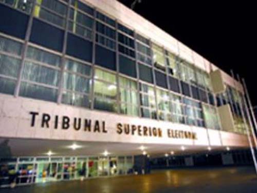 Em Maceió, uma candidatura a prefeito e quase 150 candidaturas a vereador ainda aguardam deferimento