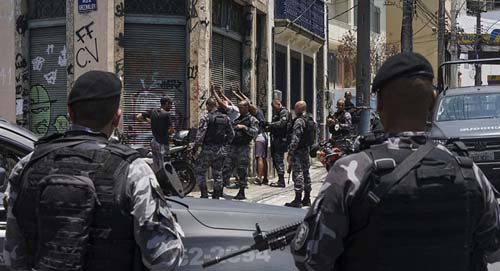 O suicídio e a farda: o silencioso sofrimento dos policiais no Brasil (VÍDEO)