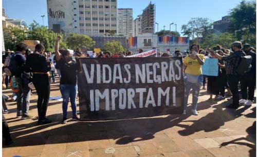 Manifestações contra racismo e governo acontecem pelo Brasil