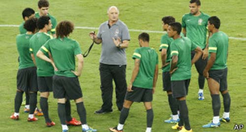 Brasil e Espanha disputam final, enquanto Rio espera novo megaprotesto nas ruas
