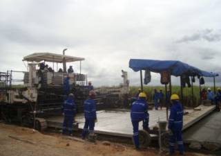 Bancada federal pressiona ministro por continuidade de obras