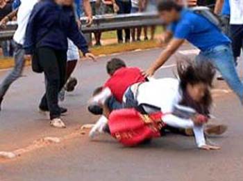 Surge nova modalidade de delinqüencia juvenil em União: estudantes rivais brigam nas ruas cidade