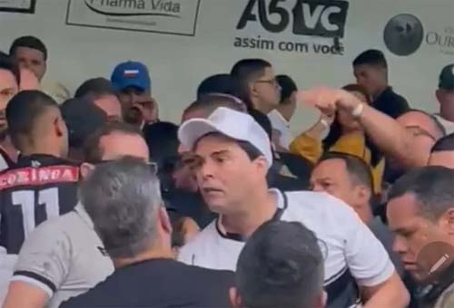 Rodrigo Cunha vai exigir que o governador exonere o secretário Kelman Vieira