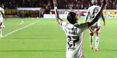 Cartão amarelo suspeito coloca Bruno Henrique na mira da PF por esquema de apostas